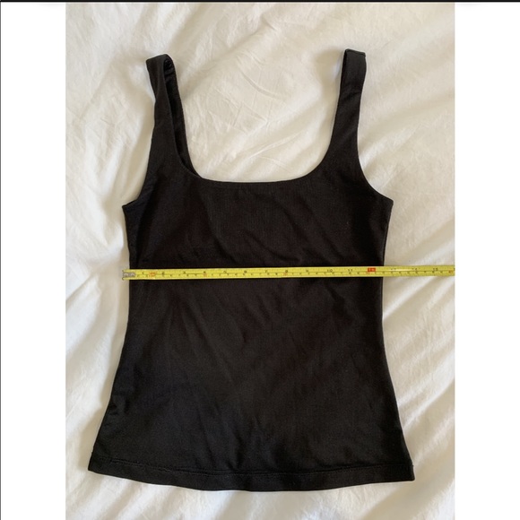 Essential black tank! - Picture 4 of 7
